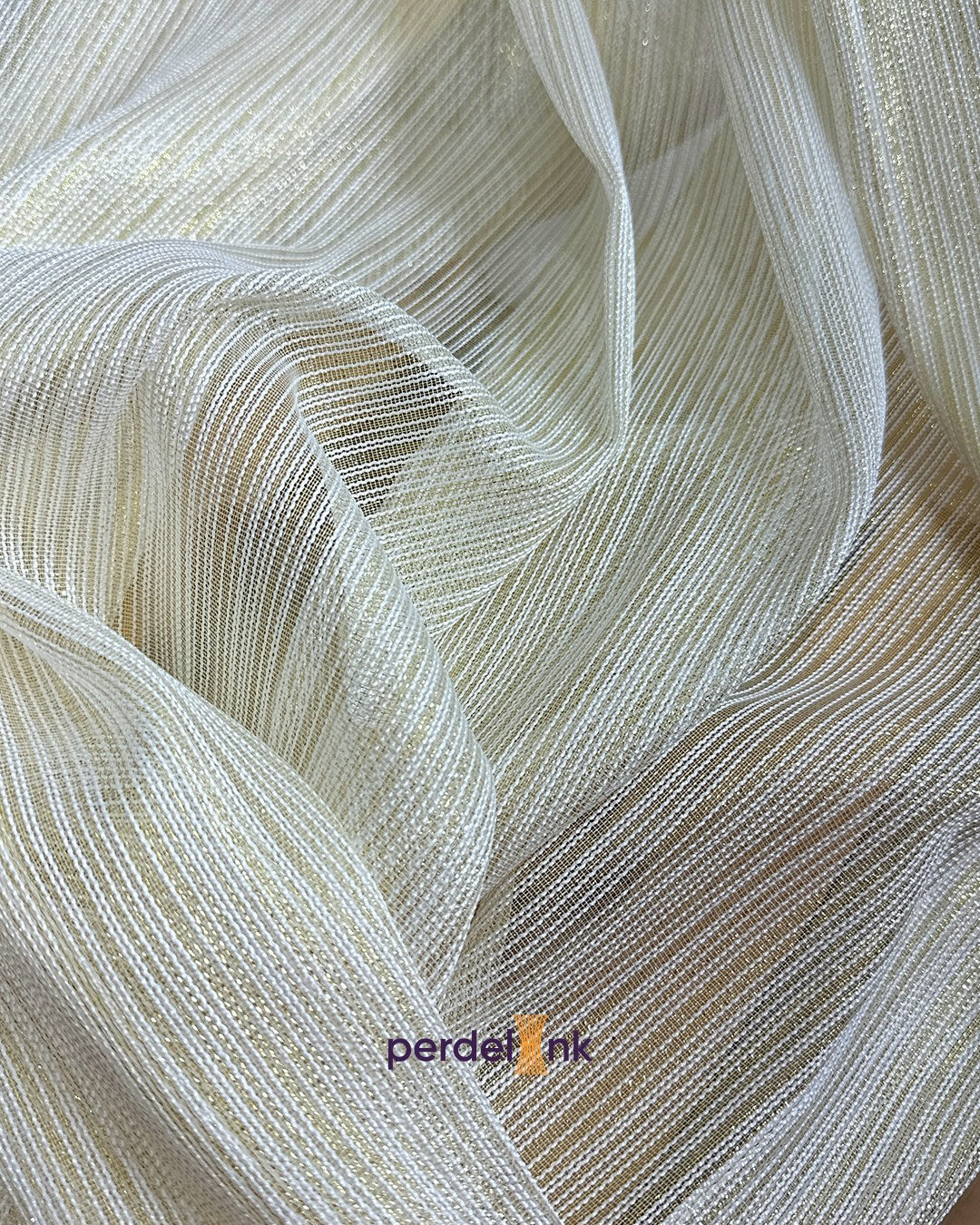 Altın Şeritli Tül Perde