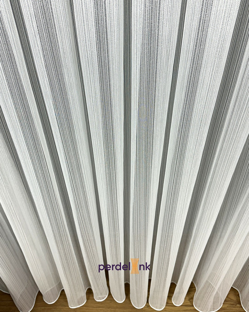 Gümüş Şeritli Tül Perde