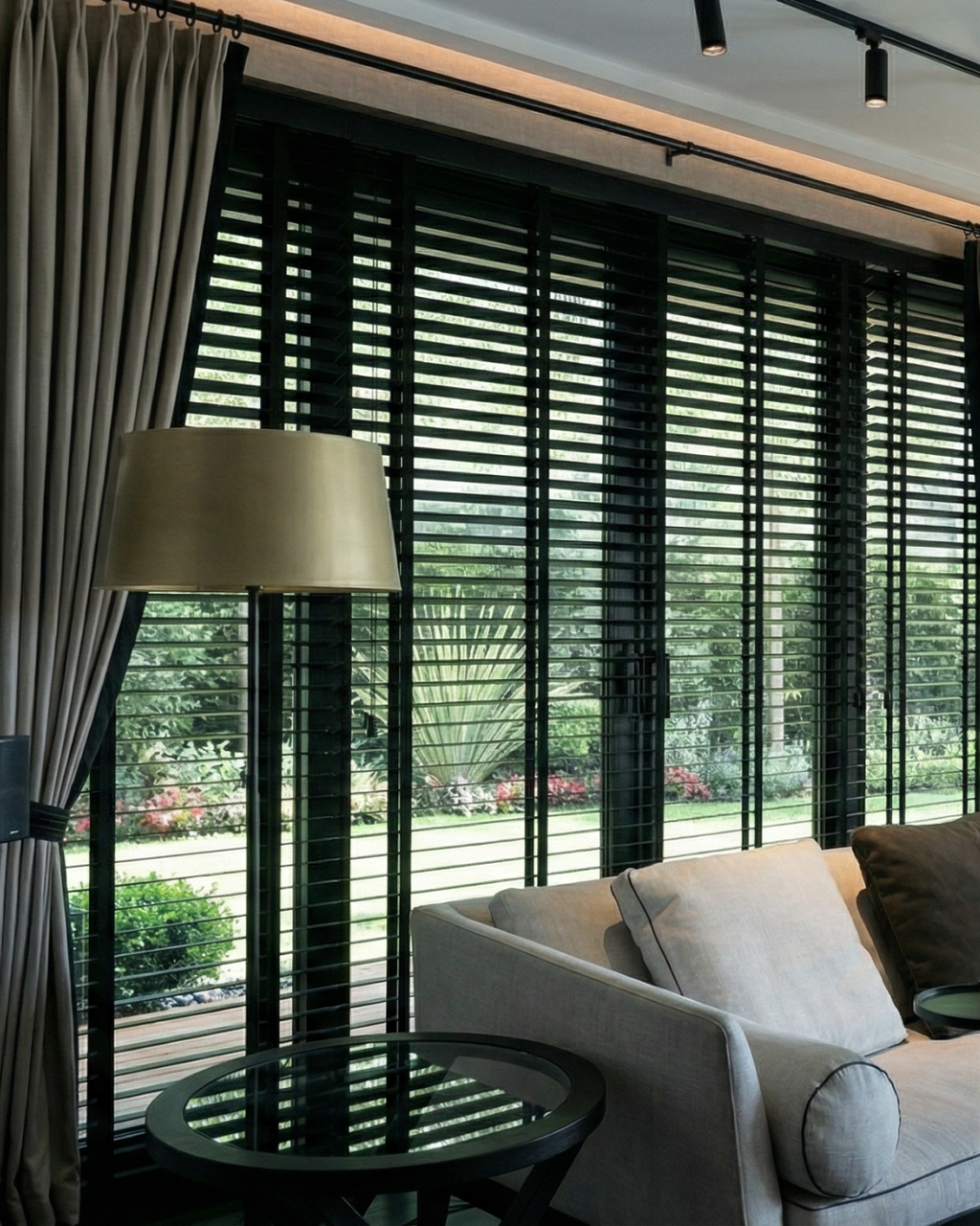 Ahşap Jaluzi - Siyah